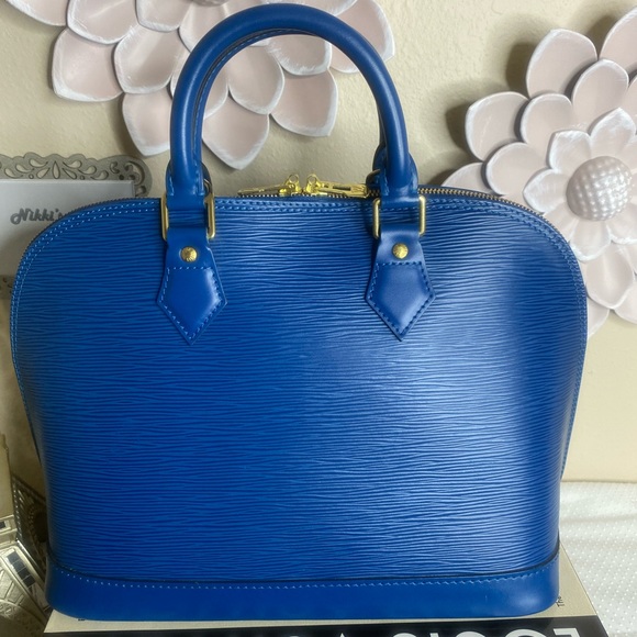 Louis Vuitton Alma Epi Blue PM - Picture 3 of 11